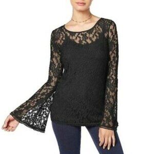 NWT Ultra Flirt Juniors Lace Bell Sleeve Top